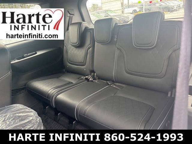 New 2026 INFINITI QX80 Autograph w/ Premium Cargo Package image 9