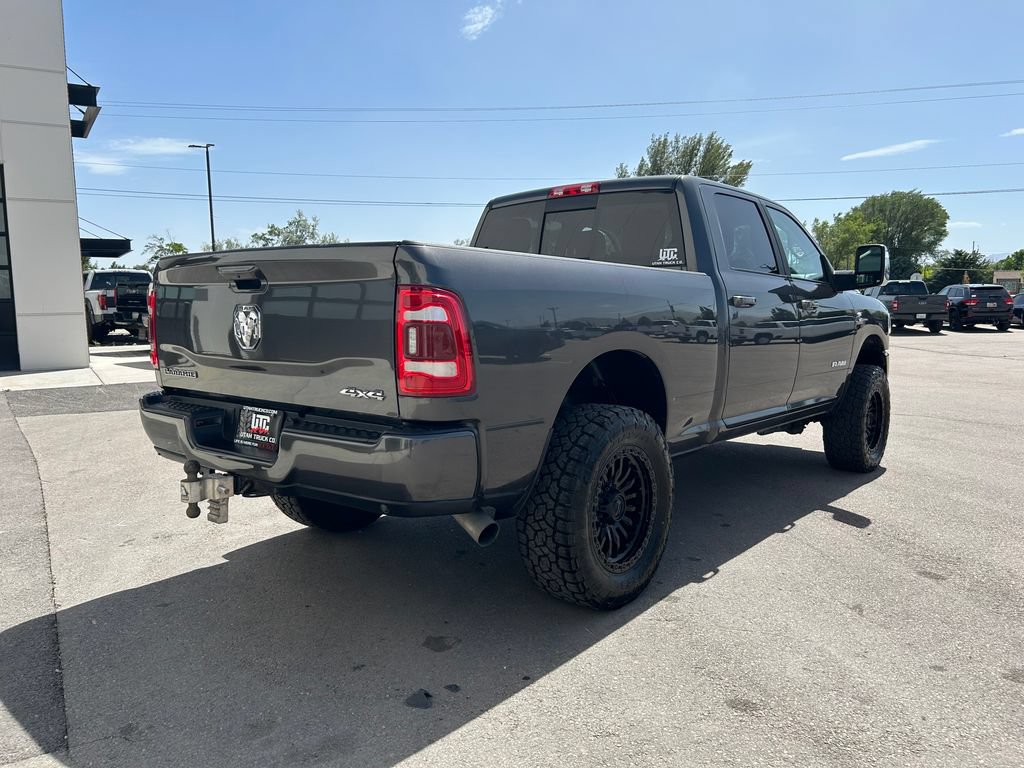 Used 2024 RAM 2500 Laramie AWD/4WD image 3