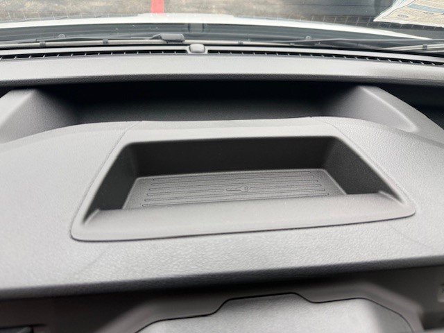 New 2026 Ford Transit 250 148 Medium Roof RWD image 19
