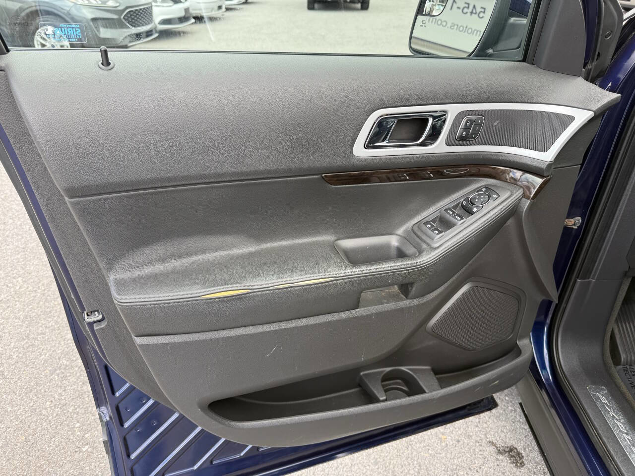 Used 2011 Ford Explorer Limited w/ 301A Rapid Spec Order Code image 11