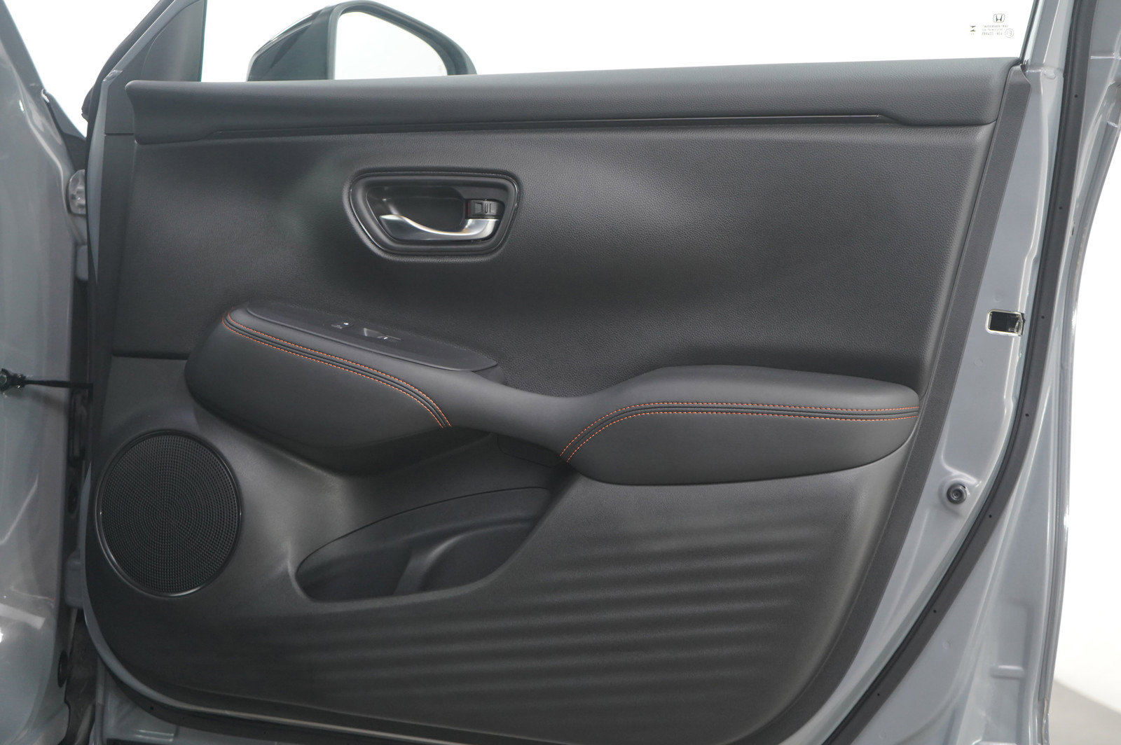 Used 2024 Honda HR-V Sport image 9