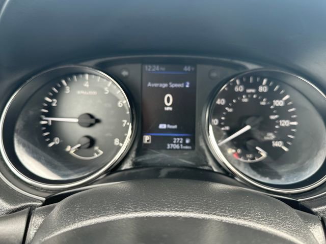 Used 2020 Nissan Rogue Sport S image 14