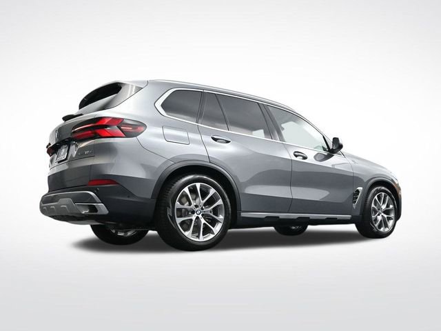 New 2026 BMW X5 xDrive50e image 32