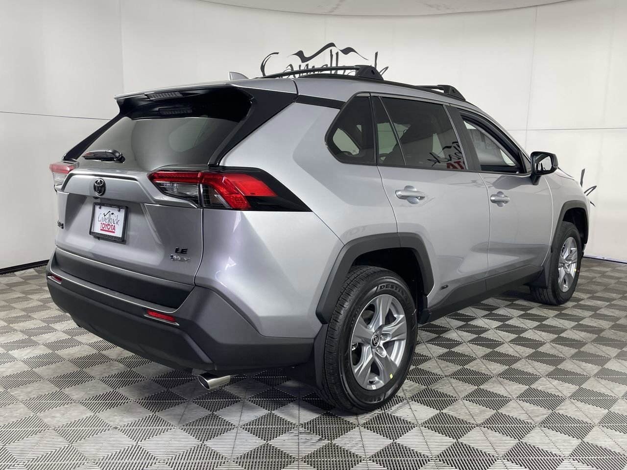 New 2025 Toyota RAV4 LE image 7