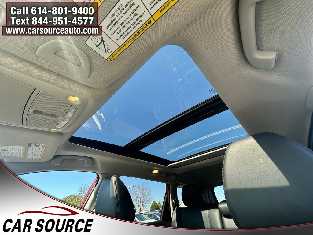 Used 2014 Nissan Rogue SL w/ SL Premium Package image 14