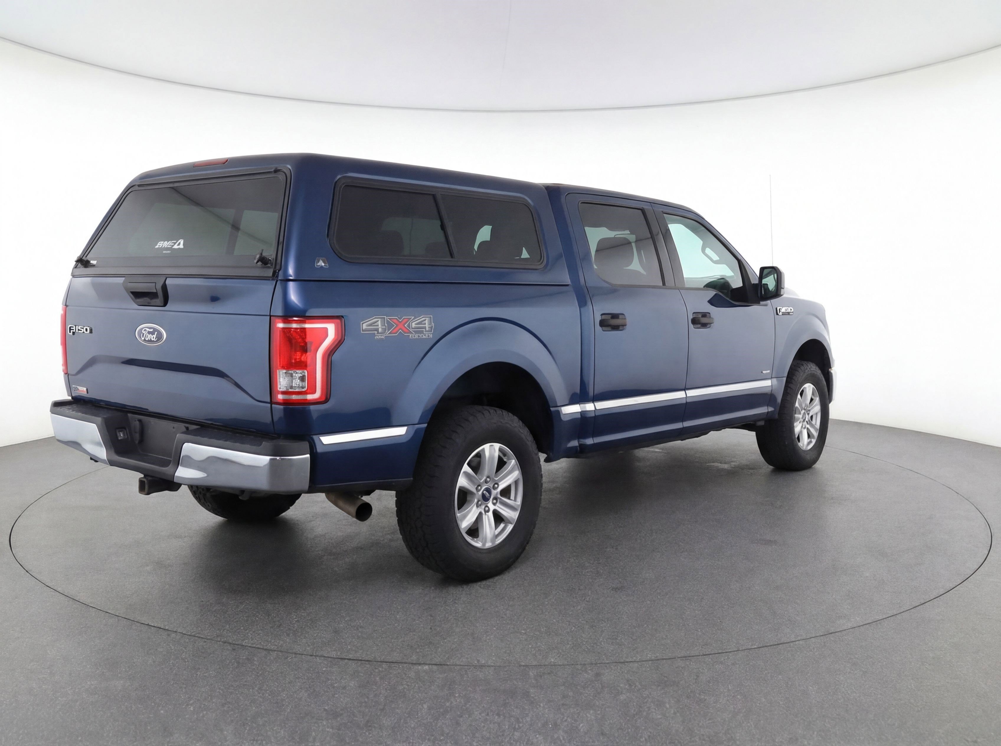 Used 2015 Ford F150 XLT w/ Trailer Tow Package AWD/4WD image 4