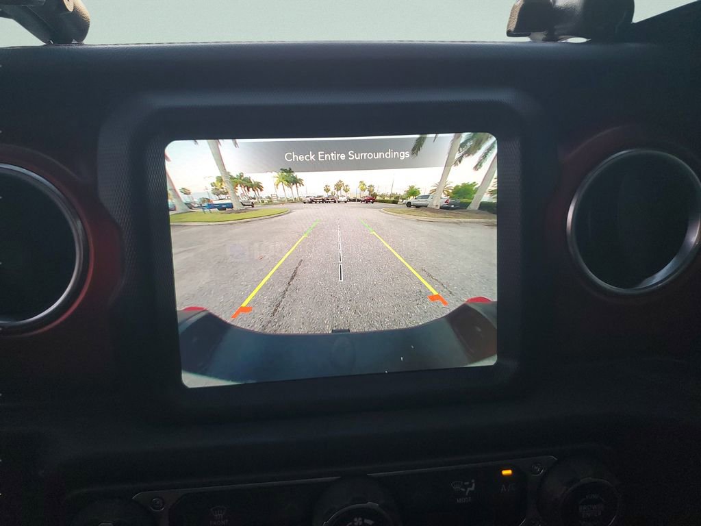 Used 2023 Jeep Gladiator Rubicon w/ LED Lighting Group image 26