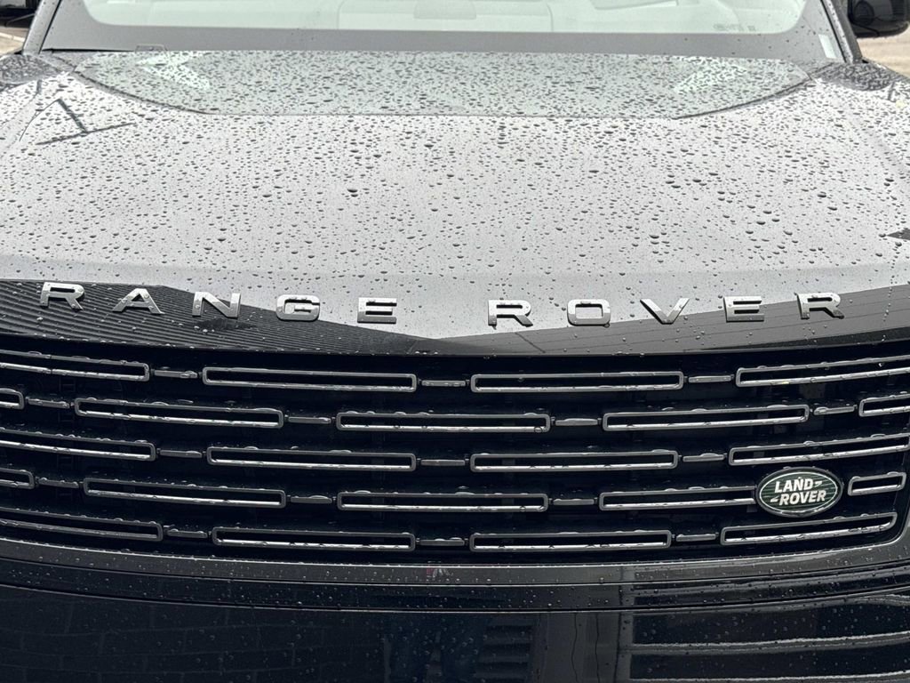 New 2026 Land Rover Range Rover SE AWD/4WD image 11