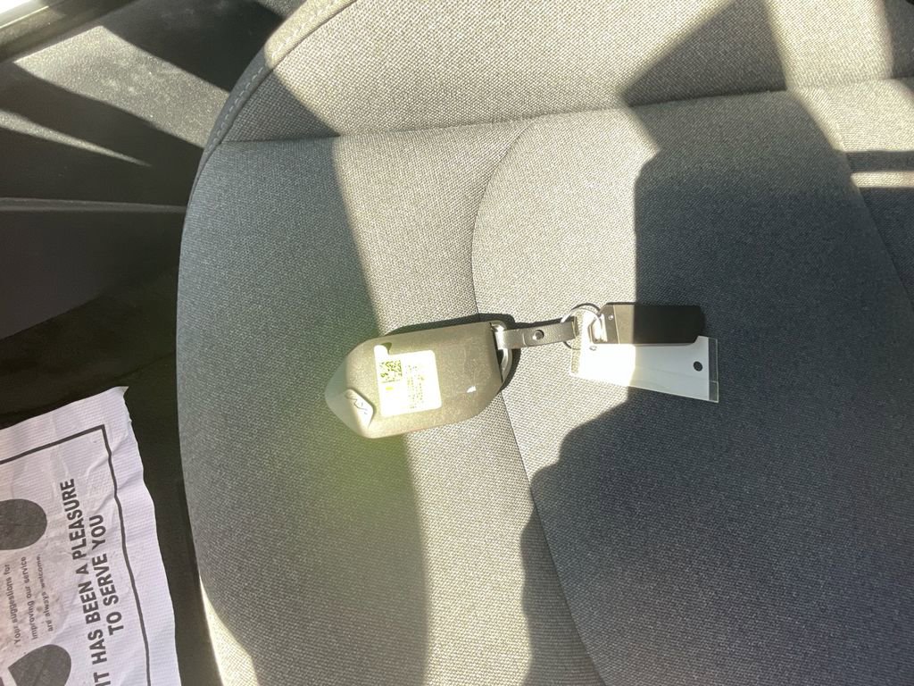 Used 2025 Kia K4 LXS FWD image 30