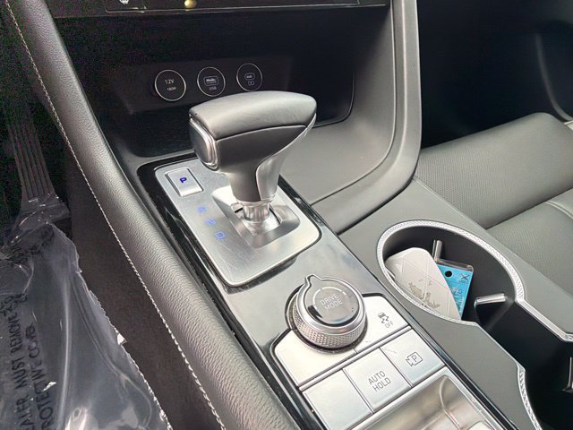 Used 2025 Genesis G70 2.5T AWD/4WD image 29