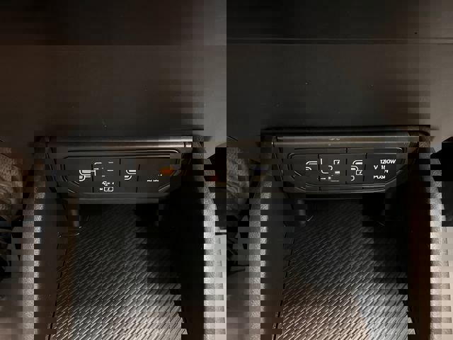 Used 2025 Kia K4 LXS FWD image 27