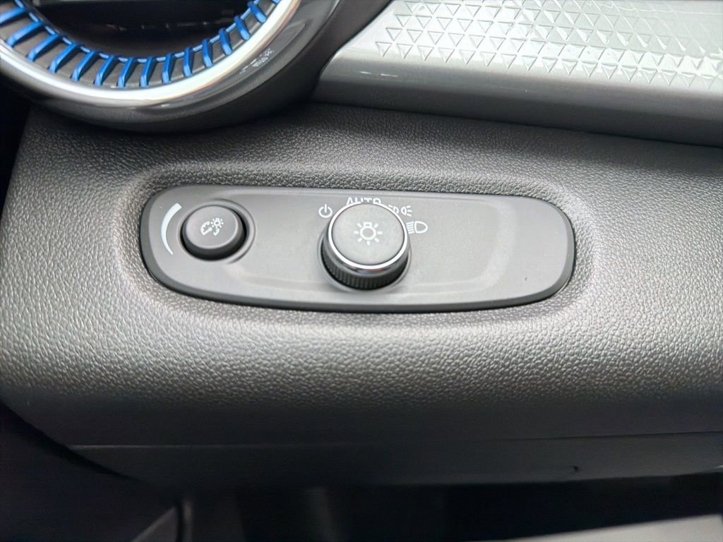 New 2026 Chevrolet Trax LT w/ Driver Confidence Package image 20