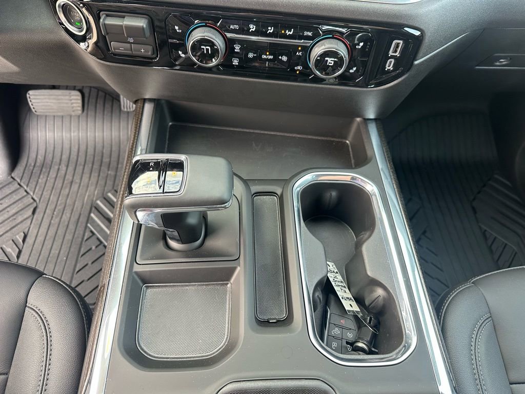 Used 2025 Chevrolet Silverado 1500 LT w/ Z71 Off-Road Package image 16