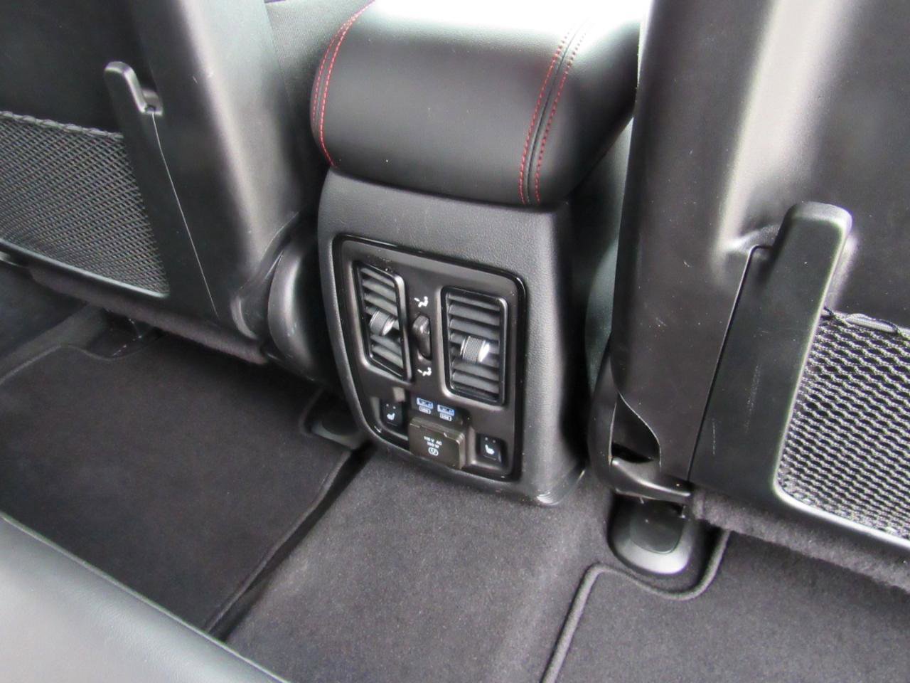 Used 2025 Dodge Durango GT AWD/4WD image 38