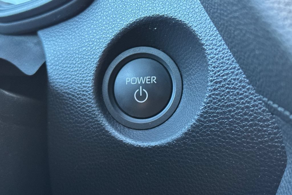 Certified 2025 Toyota Corolla Cross AWD Hybrid image 21