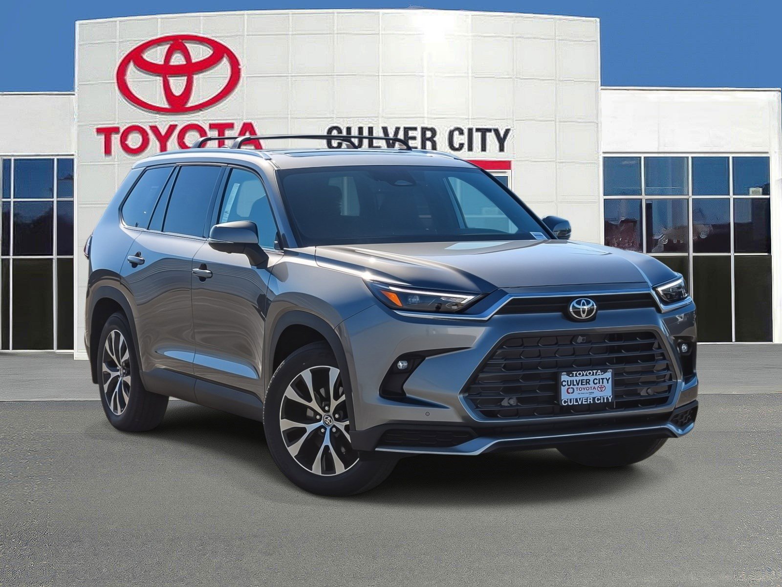 New 2026 Toyota Grand Highlander AWD Hybrid image 1
