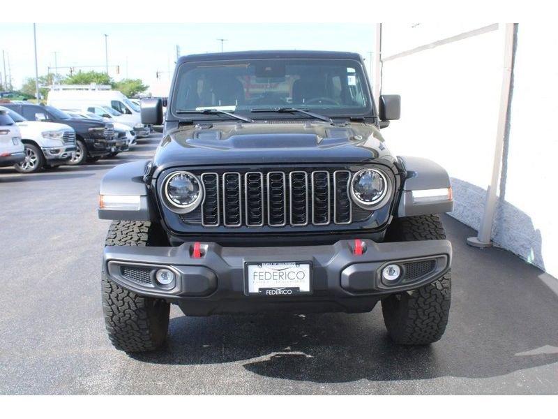 Used 2024 Jeep Wrangler Unlimited Rubicon AWD/4WD image 11