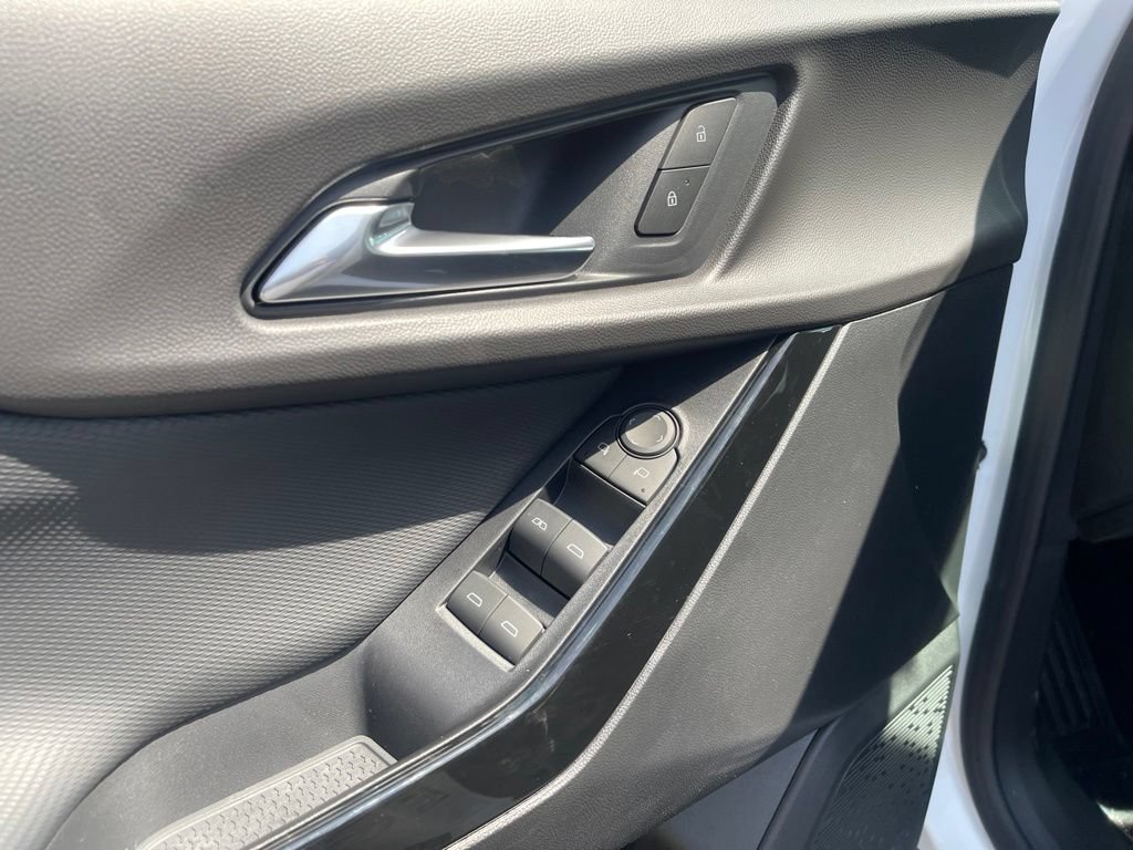 New 2027 Chevrolet Equinox LT AWD/4WD image 11