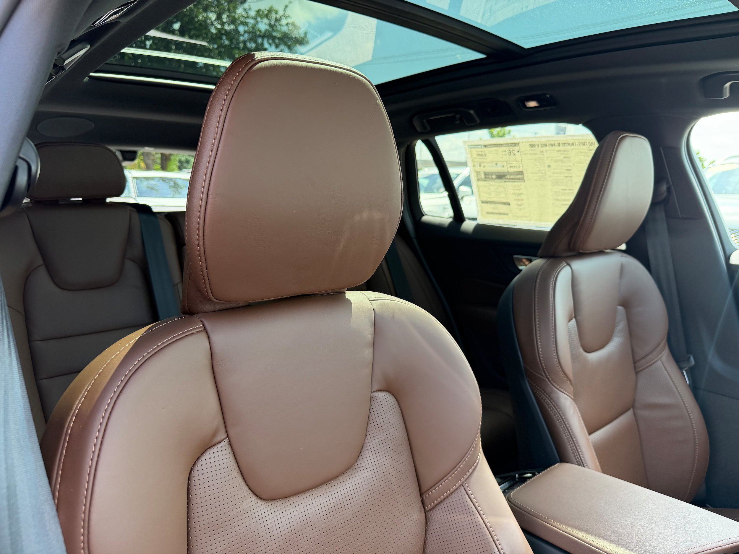 New 2026 Volvo V60 B5 Cross Country Ultra w/ Climate Package AWD/4WD image 9