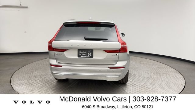 Used 2023 Volvo XC60 B5 Plus w/ Climate Package AWD/4WD image 3