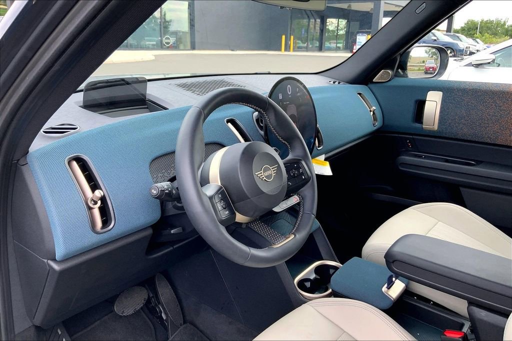 Certified 2025 MINI Cooper Countryman S image 16