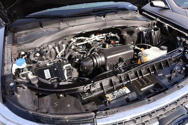 Certified 2024 Ford Explorer XLT w/ Equipment Group 202A image 29