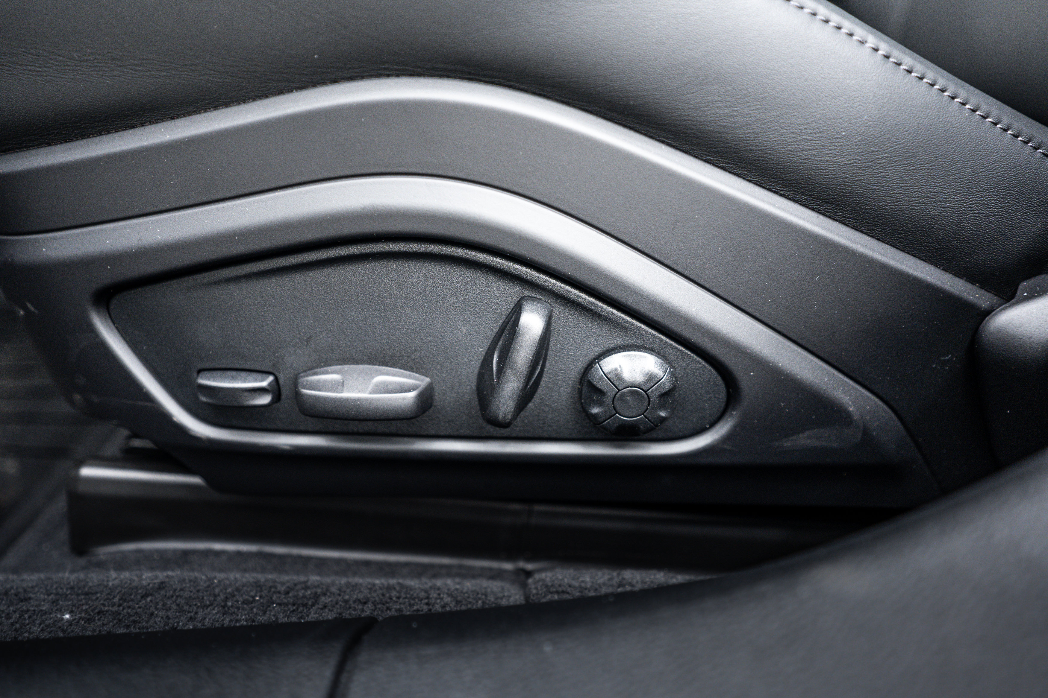 New 2026 Porsche Panamera Turbo AWD/4WD image 22