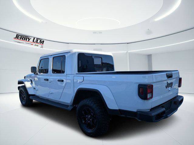 Certified 2025 Jeep Gladiator Mojave AWD/4WD image 5