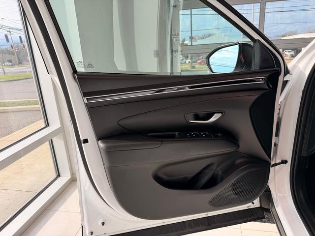 Used 2023 Hyundai Santa Cruz SE image 8