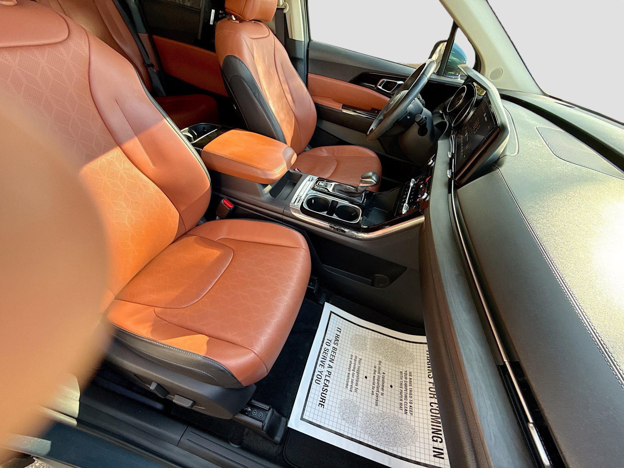 Used 2022 Kia Carnival SX FWD image 16