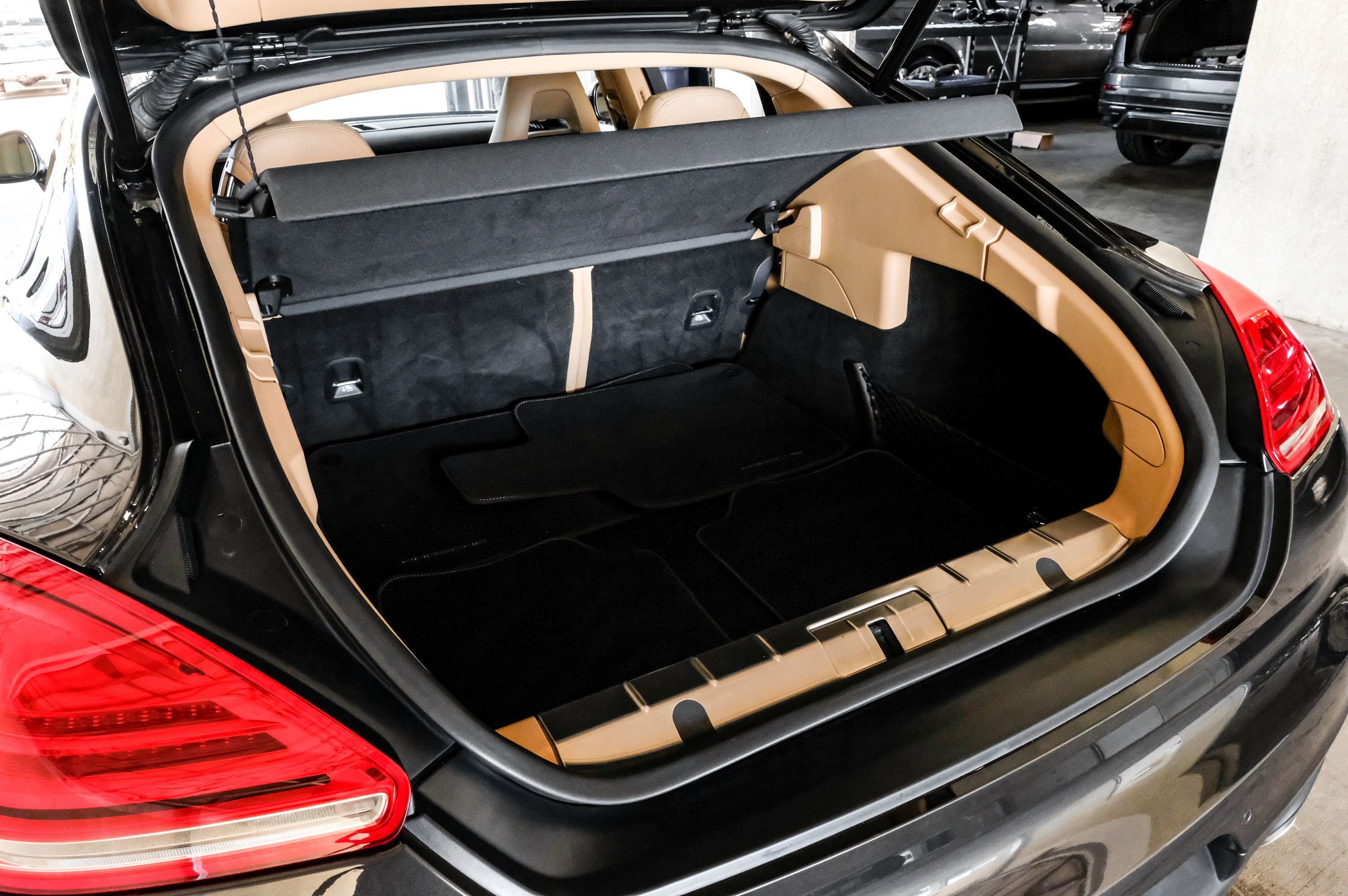 Used 2015 Porsche Panamera S w/ Premium Package Plus image 46