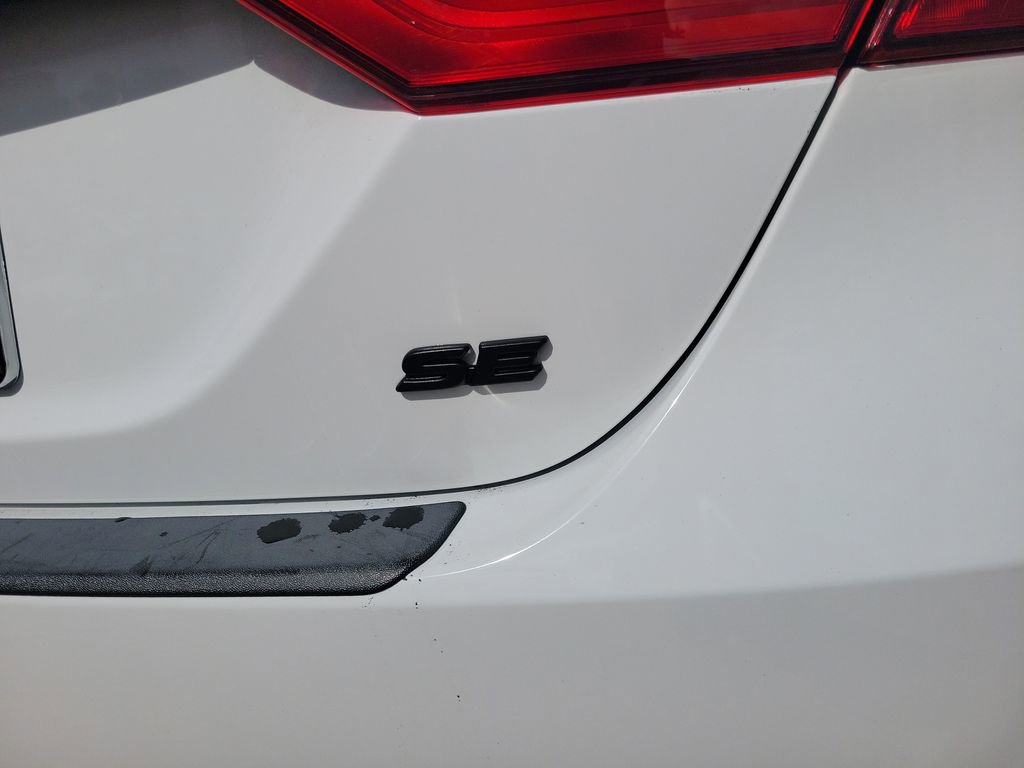 Certified 2024 Toyota Camry SE w/ Convenience Package image 10