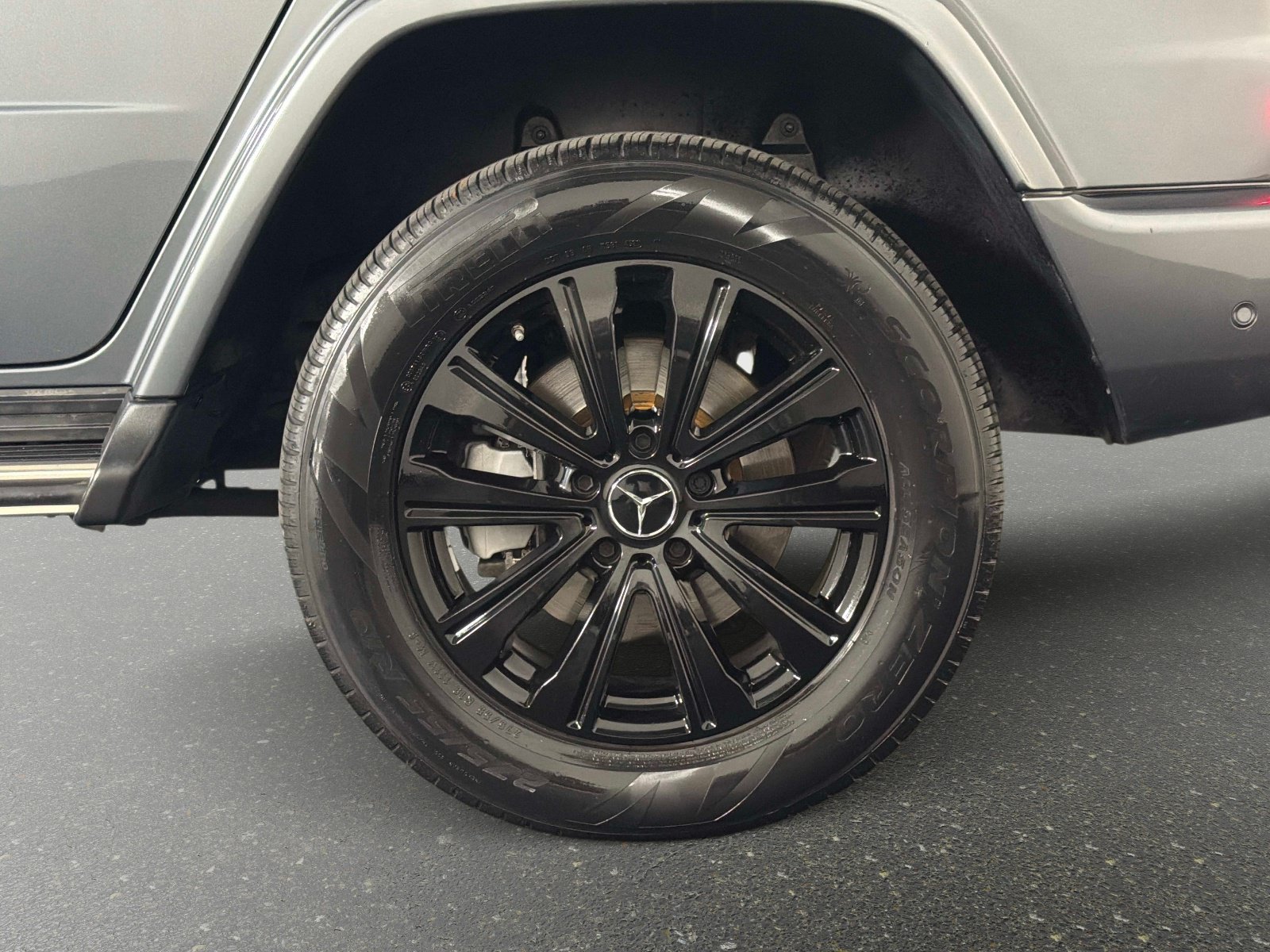 Used 2021 Mercedes-Benz G 550 image 12