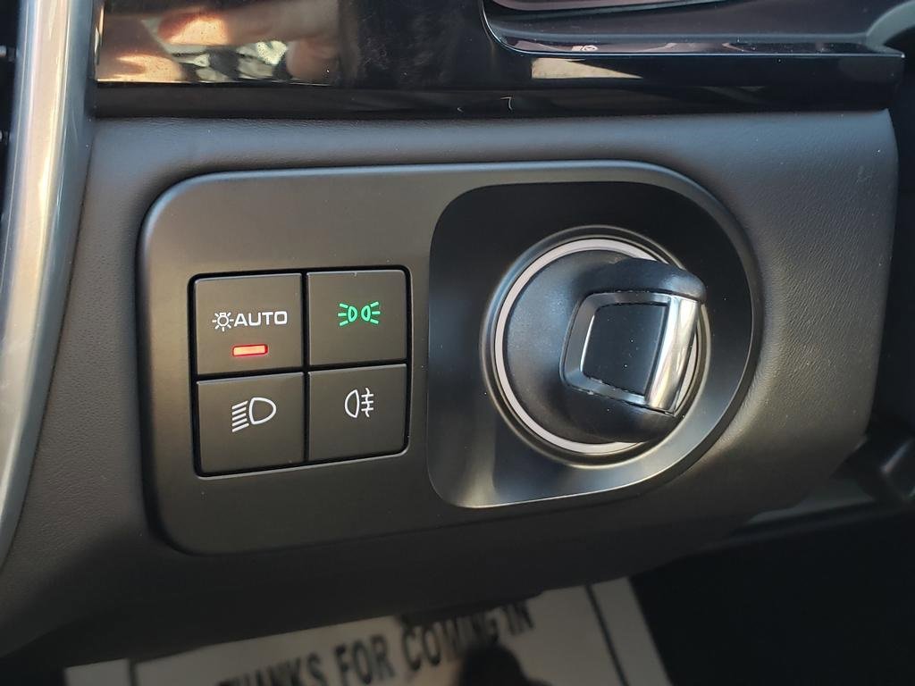 Used 2022 Porsche Cayenne GTS w/ Sport Chrono Package (8LH) image 30