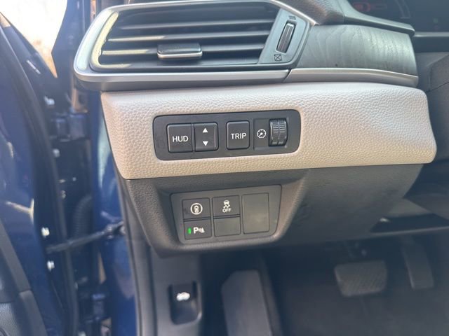 Used 2018 Honda Accord Touring image 14