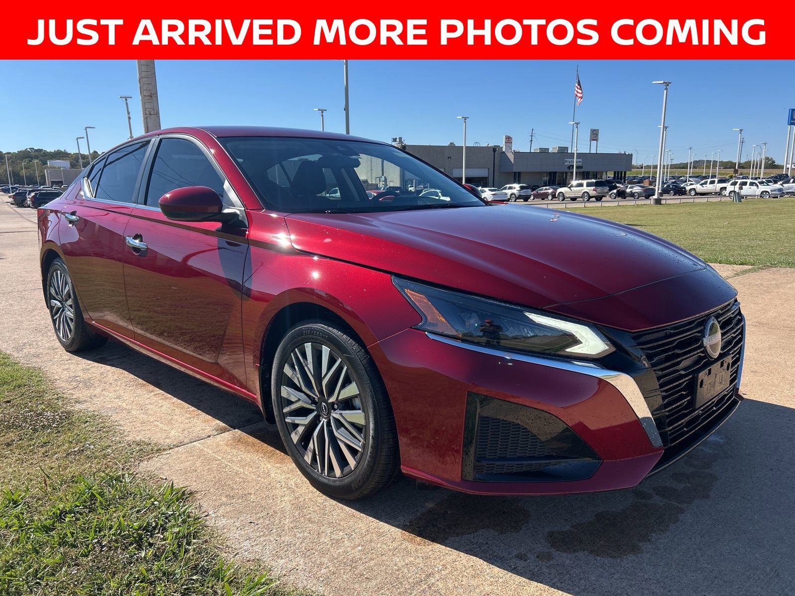 Used 2023 Nissan Altima 2.5 SV