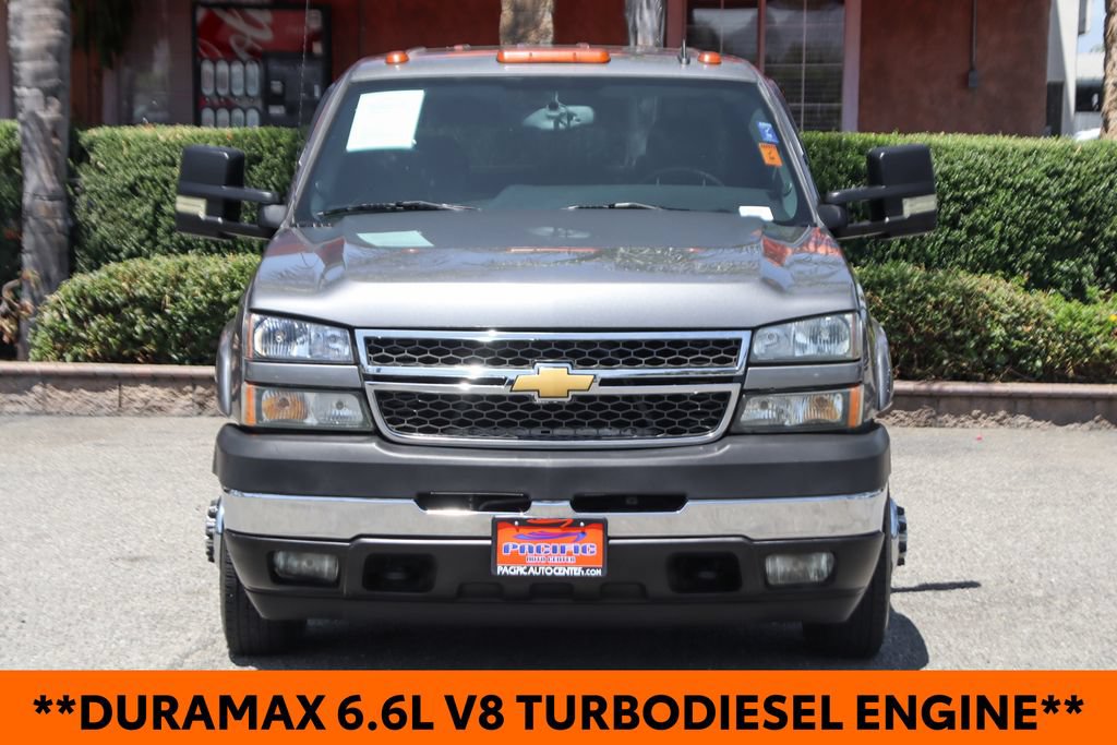 Used 2006 Chevrolet Silverado 3500 LT w/ Heavy-Duty Power Package RWD image 3