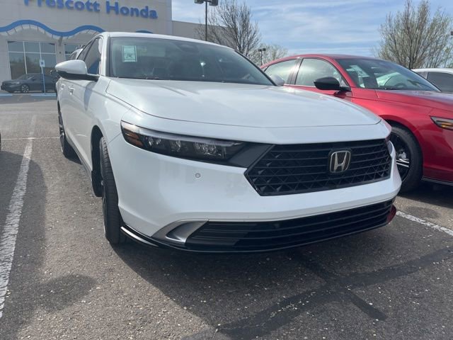 New 2026 Honda Accord Touring image 2