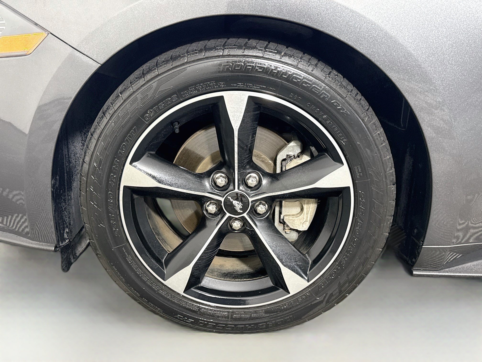 Used 2020 Ford Mustang Coupe RWD image 36