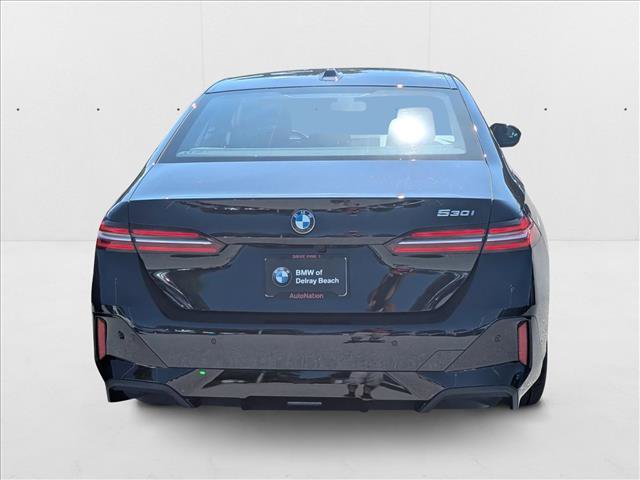 Used 2026 BMW 530i w/ M Sport Package RWD image 7