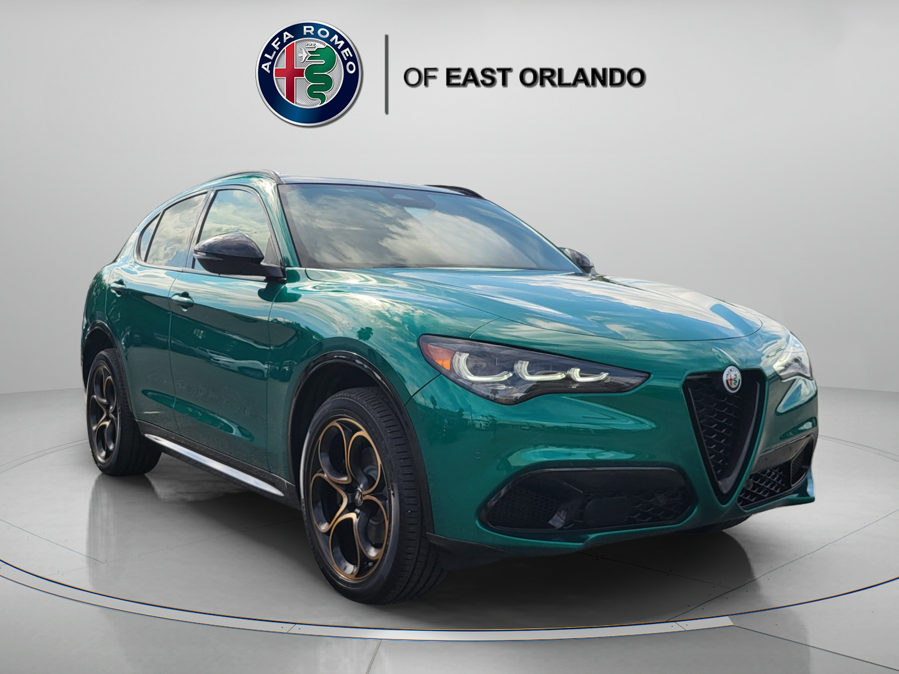 New 2025 Alfa Romeo Stelvio Sprint AWD/4WD image 1
