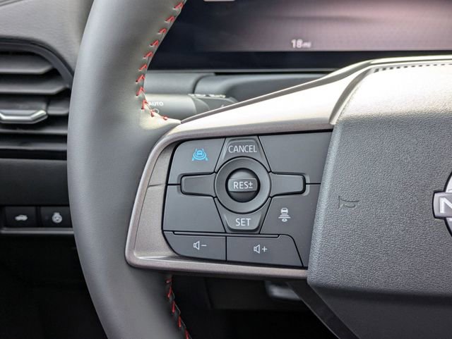 New 2026 Nissan Sentra SR w/ SR Premium Package FWD image 17
