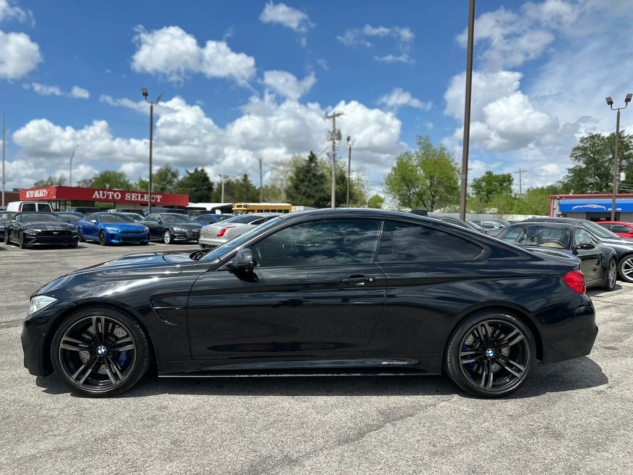 Used 2015 BMW M4 Coupe image 8