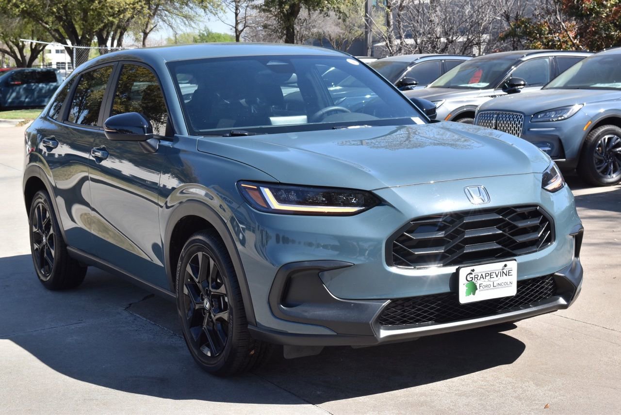 Used 2024 Honda HR-V Sport image 4