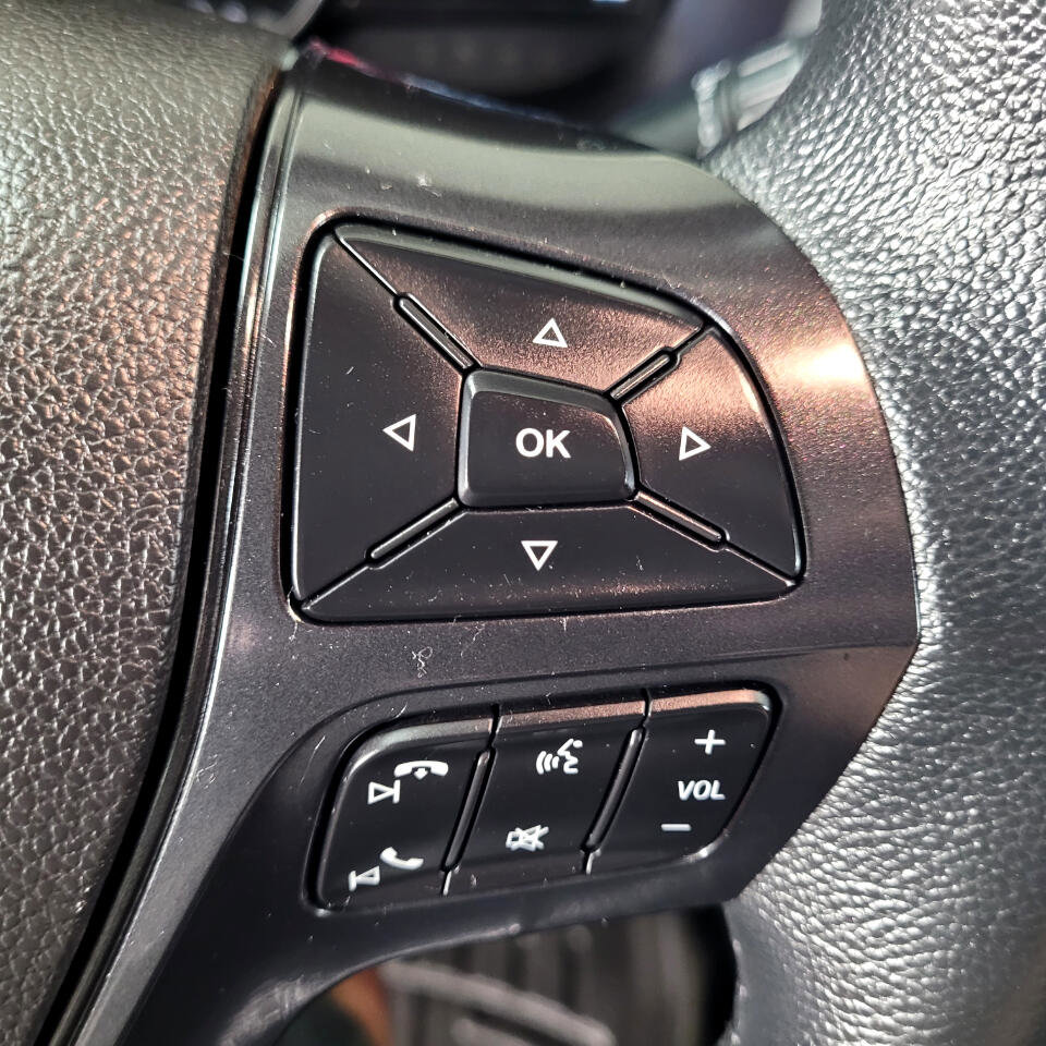 Used 2018 Ford Explorer XLT w/ Equipment Group 202A image 29