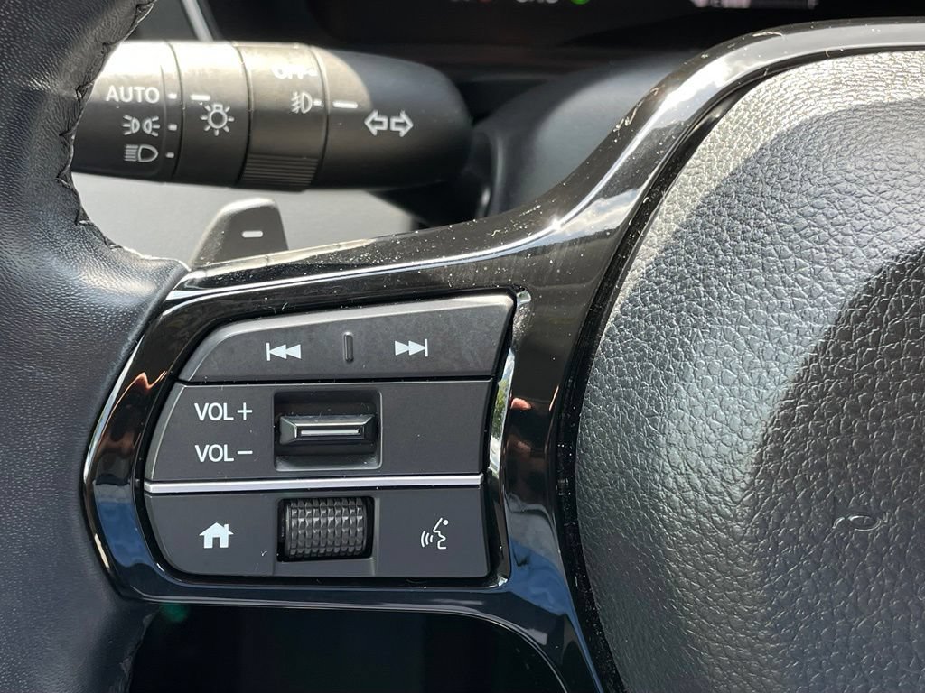 Certified 2024 Honda Pilot Touring image 15
