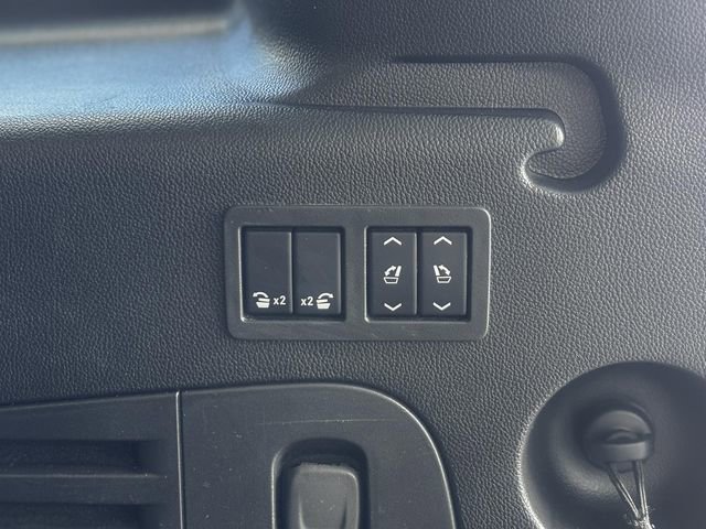 Used 2019 Chevrolet Suburban Premier image 12