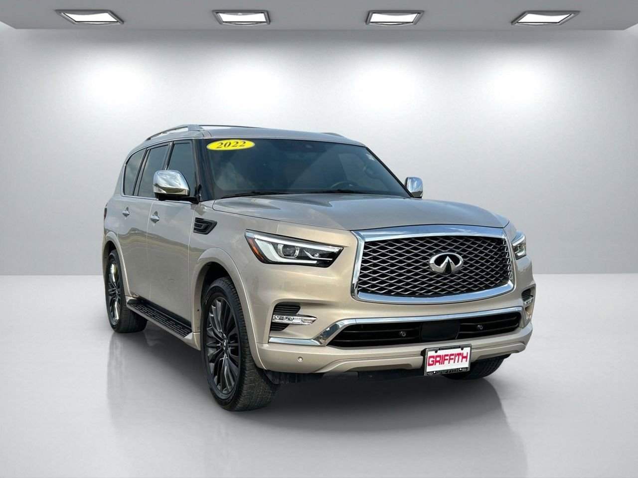 Used 2022 INFINITI QX80 Sensory w/ Cargo Package image 2