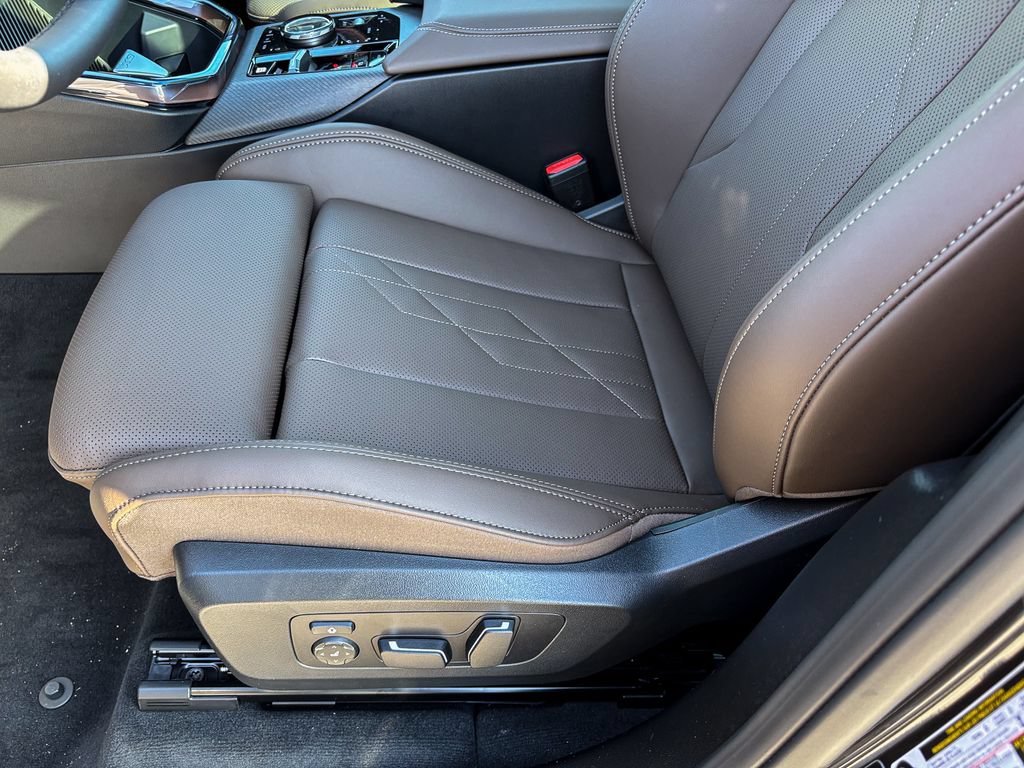 New 2026 BMW X3 xDrive30i w/ Premium Package AWD/4WD image 16