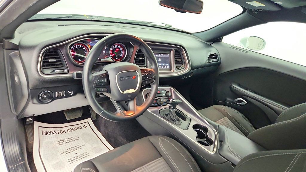 Used 2018 Dodge Challenger SXT image 12